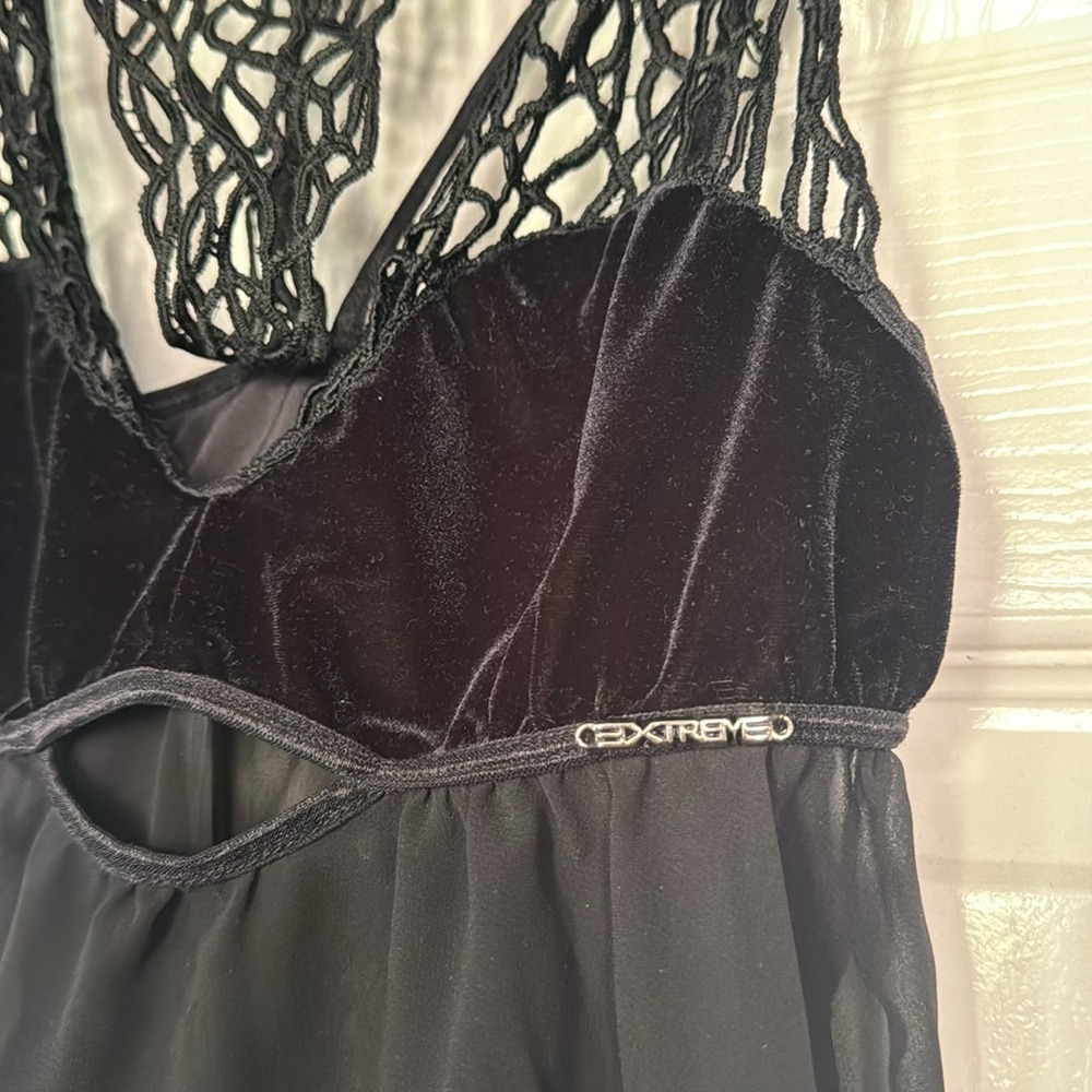 Black babydoll lingerie set by Extreme